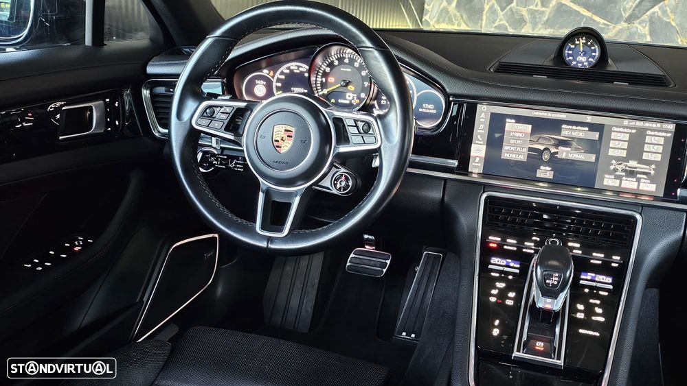 Porsche Panamera Sport Turismo - 7