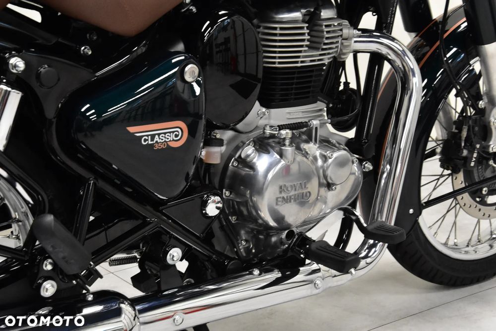 Royal Enfield Classic - 23
