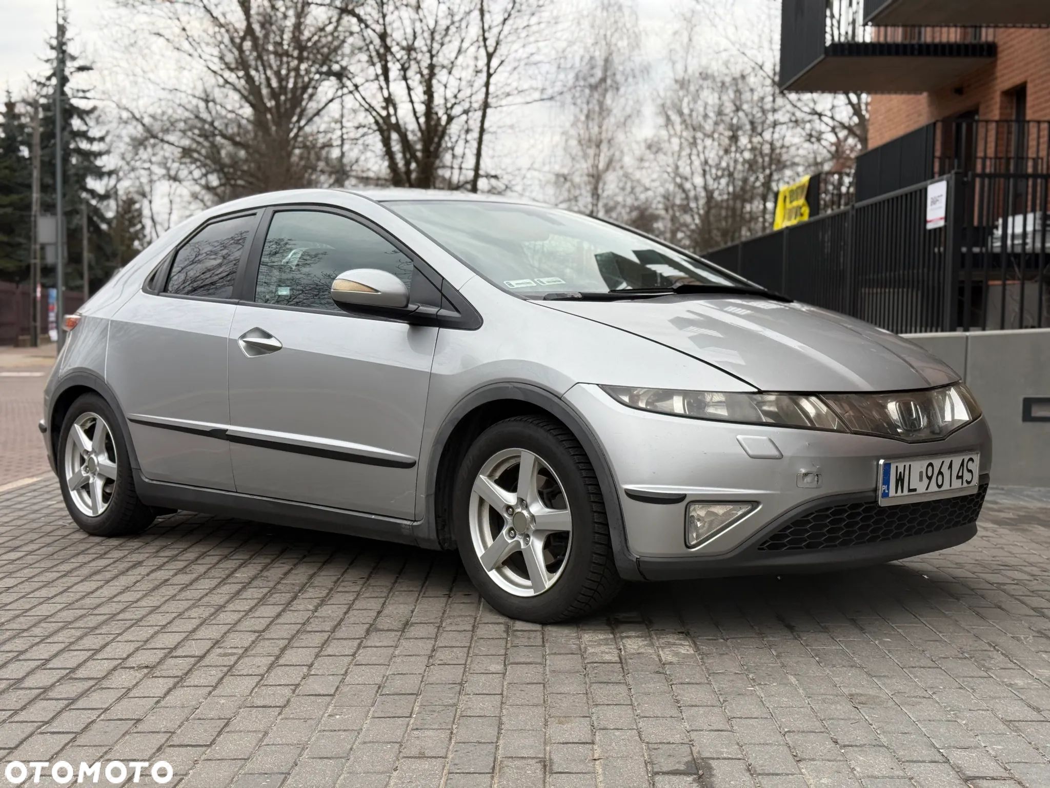 Honda Civic 1.8 Comfort - 1