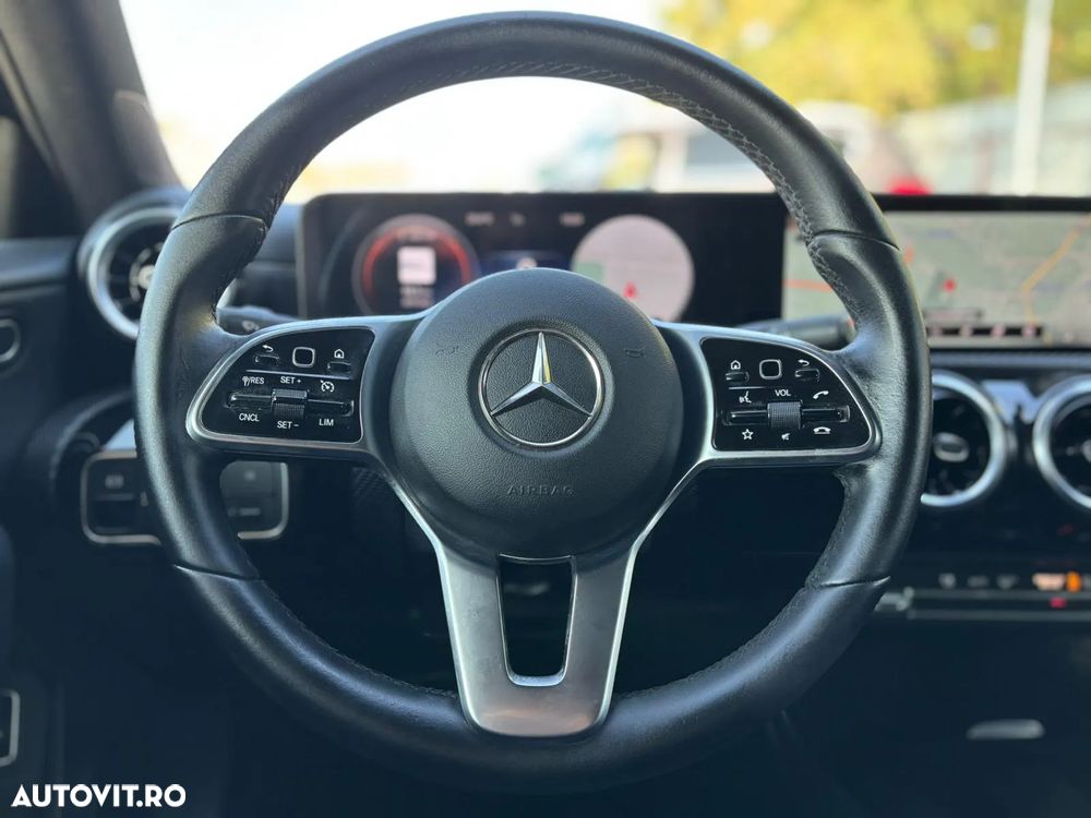 Mercedes-Benz A 180 d 8G-DCT - 15