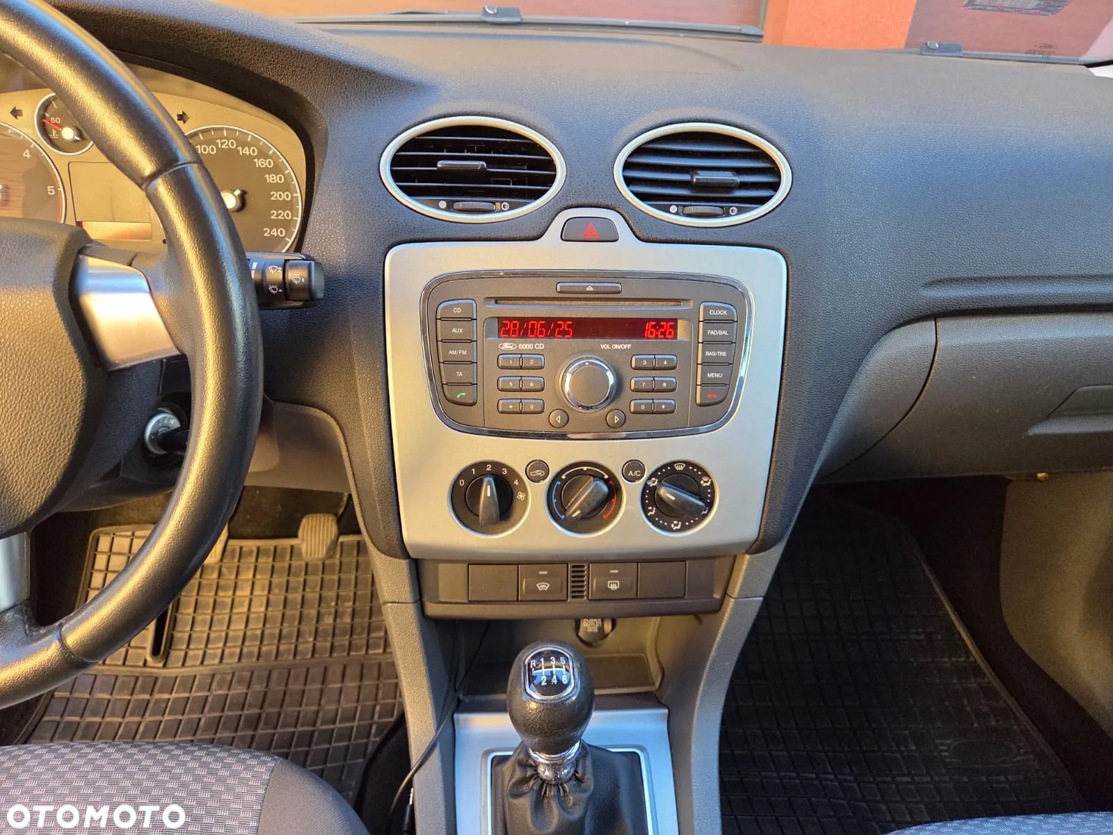 Ford Focus 2.0 TDCi Trend - 15