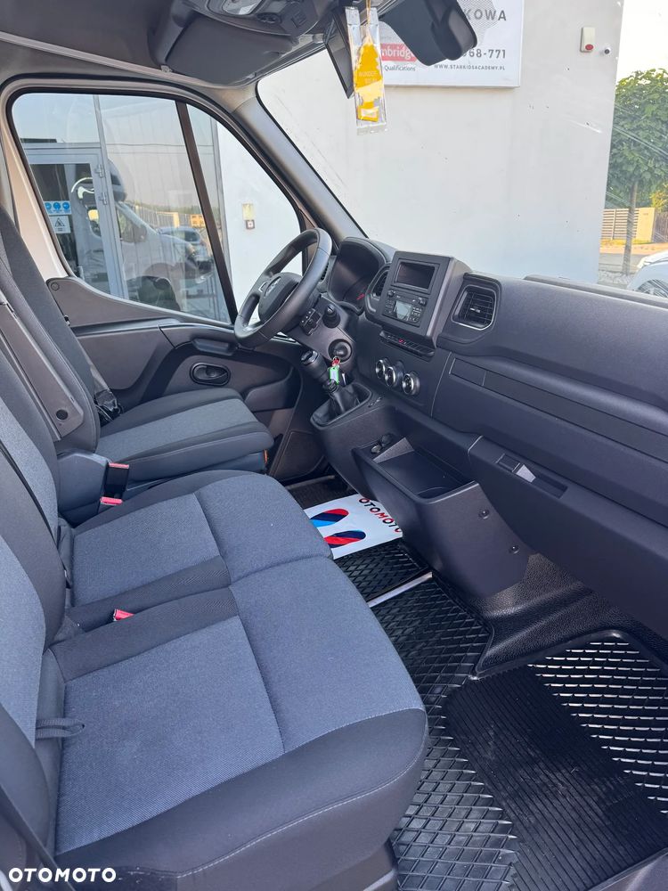 Renault Master - 13