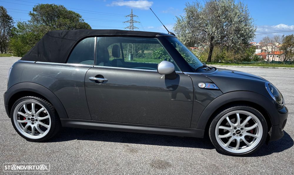 MINI Cabrio Cooper S Highgate - 11