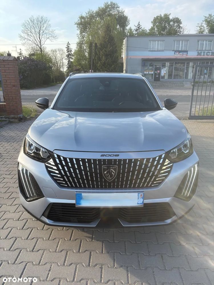 Peugeot 2008 PureTech 130 EAT8 Active - 5