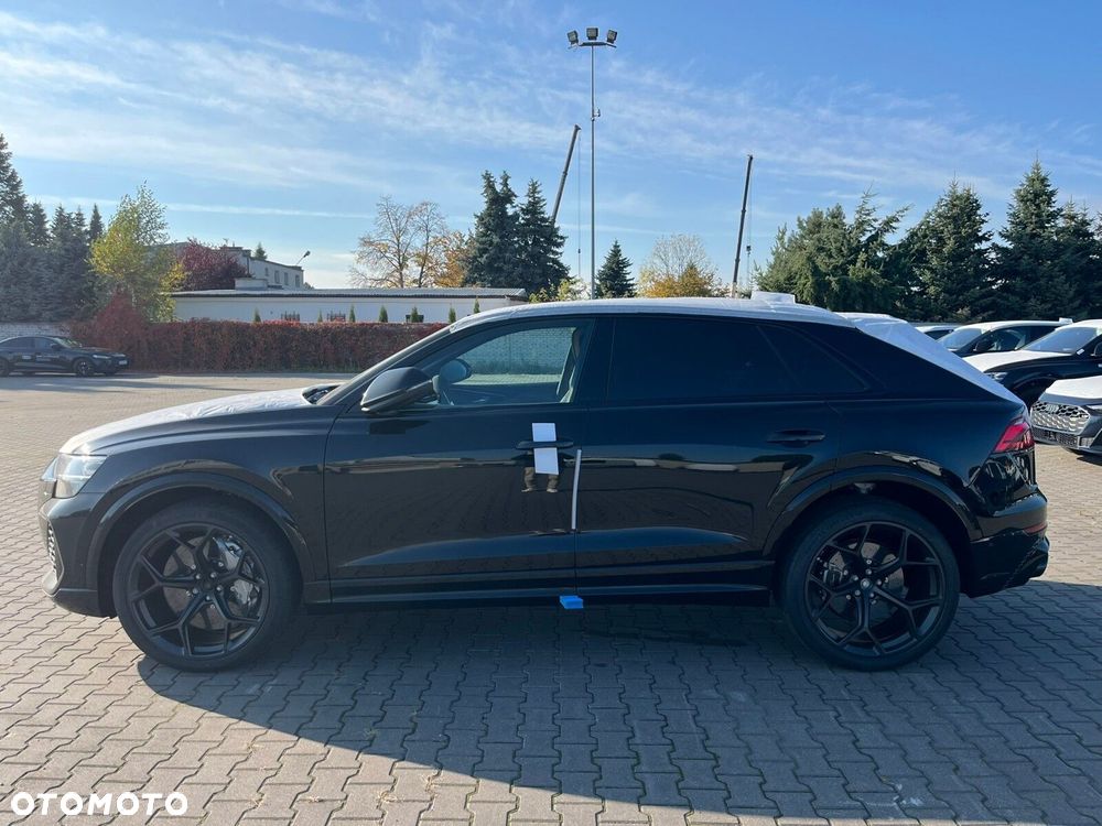 Audi RS Q8 - 2