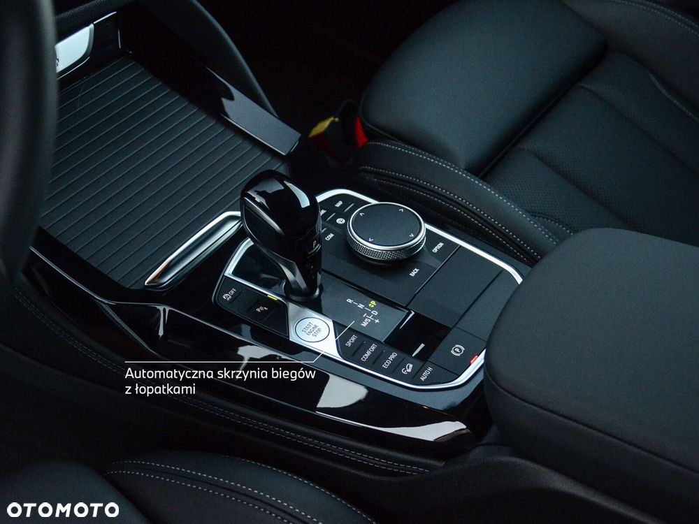 BMW X4 - 25