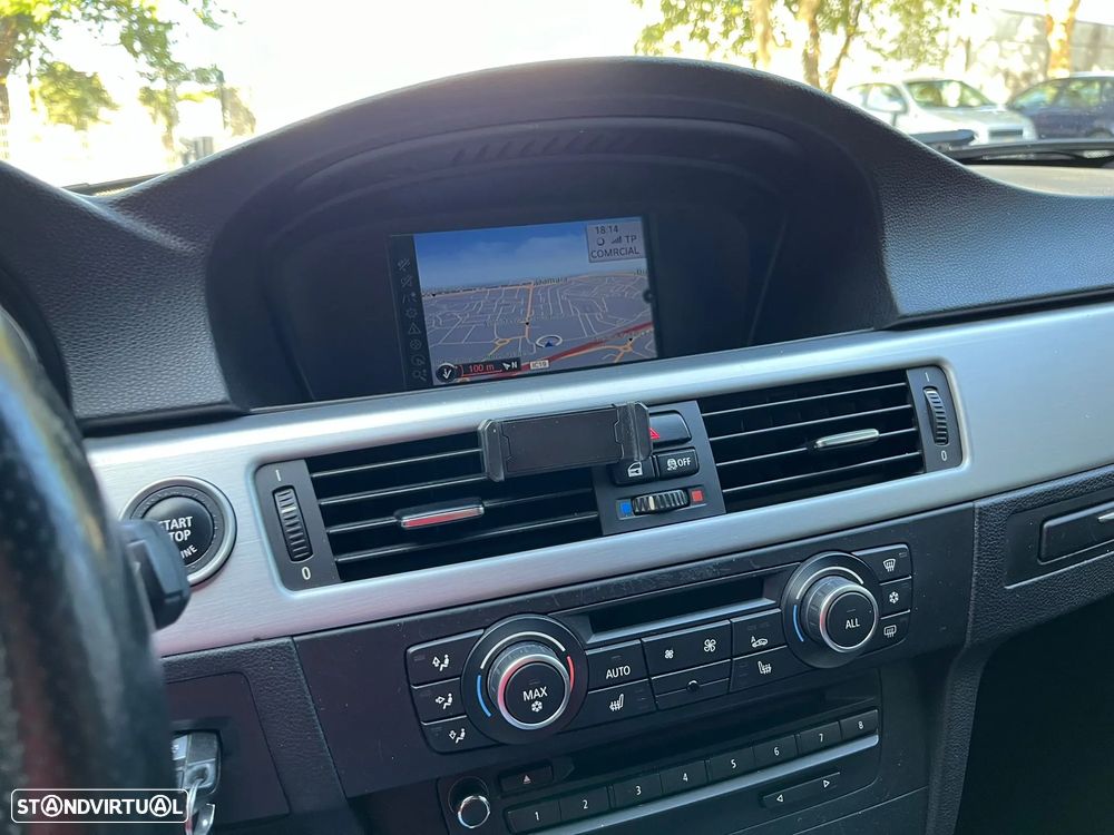 BMW 320 d DPF Edition Sport - 13