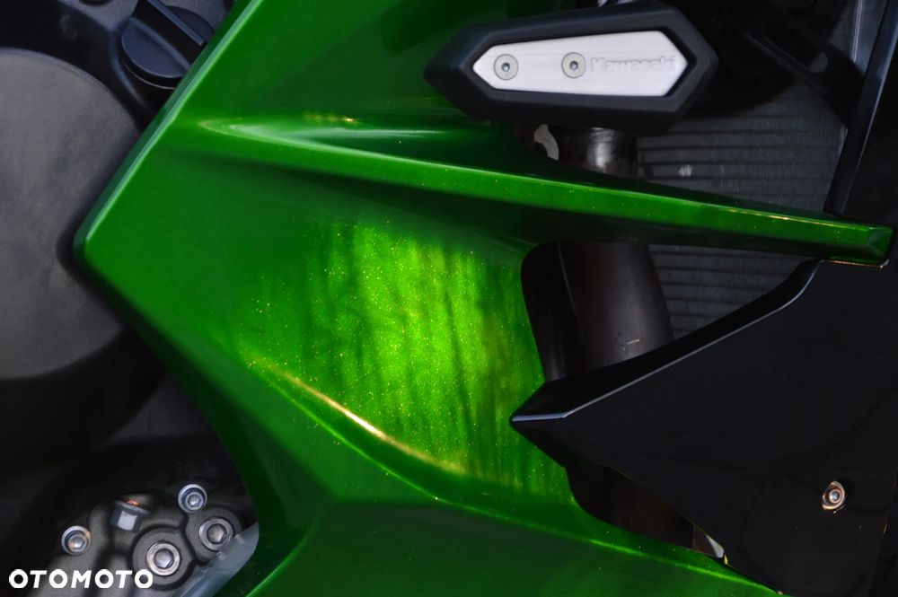 Kawasaki Ninja H2 SX - 32