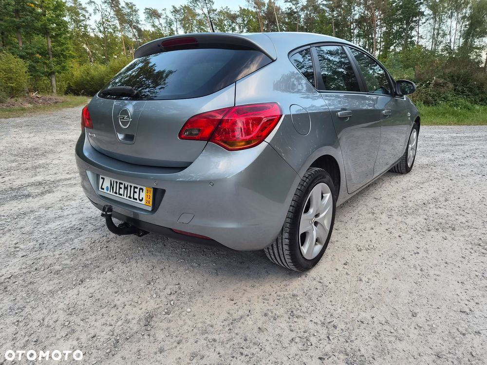 Opel Astra - 15