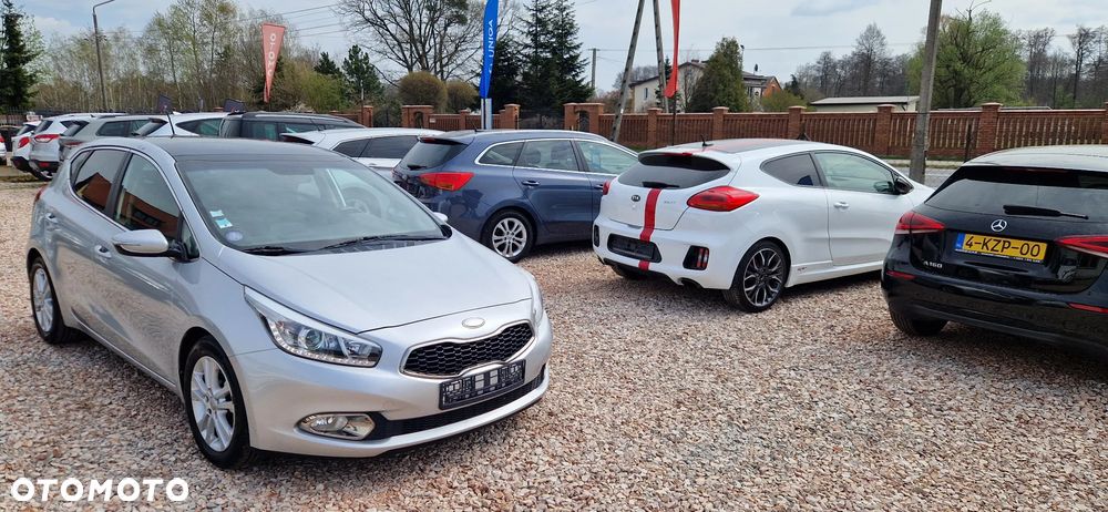 Kia Ceed 1.6 GDI Vision - 28