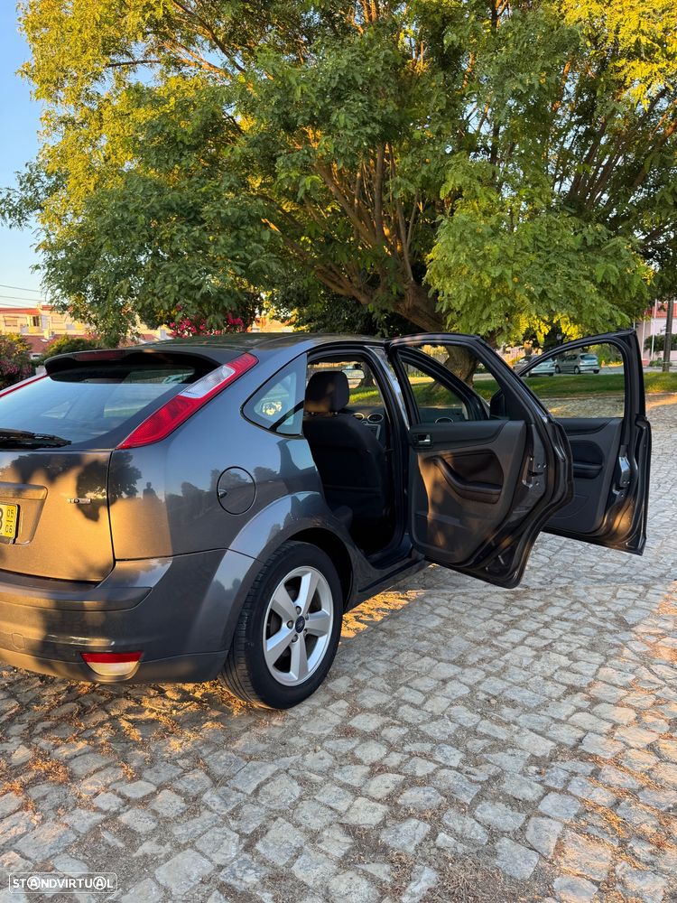 Ford Focus 1.6 TDCi Sport - 16