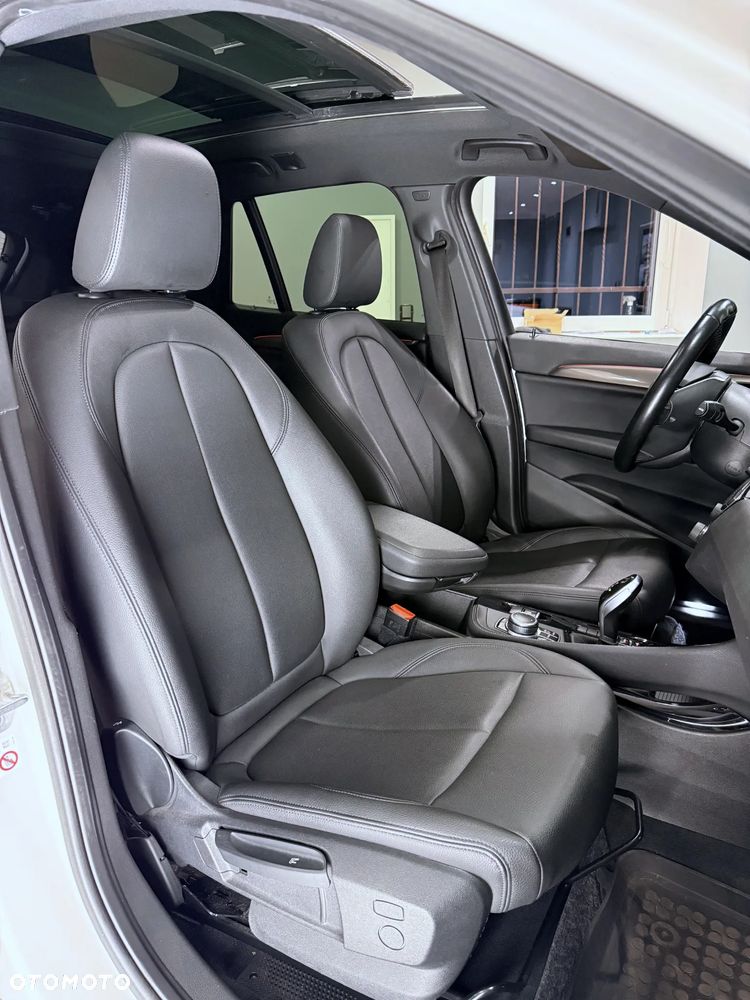 BMW X1 sDrive18i Sport Line - 9