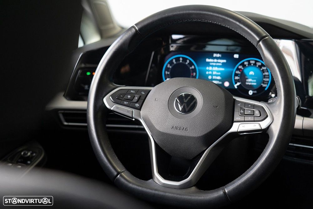 VW Golf 1.5 eTSI Style DSG - 24