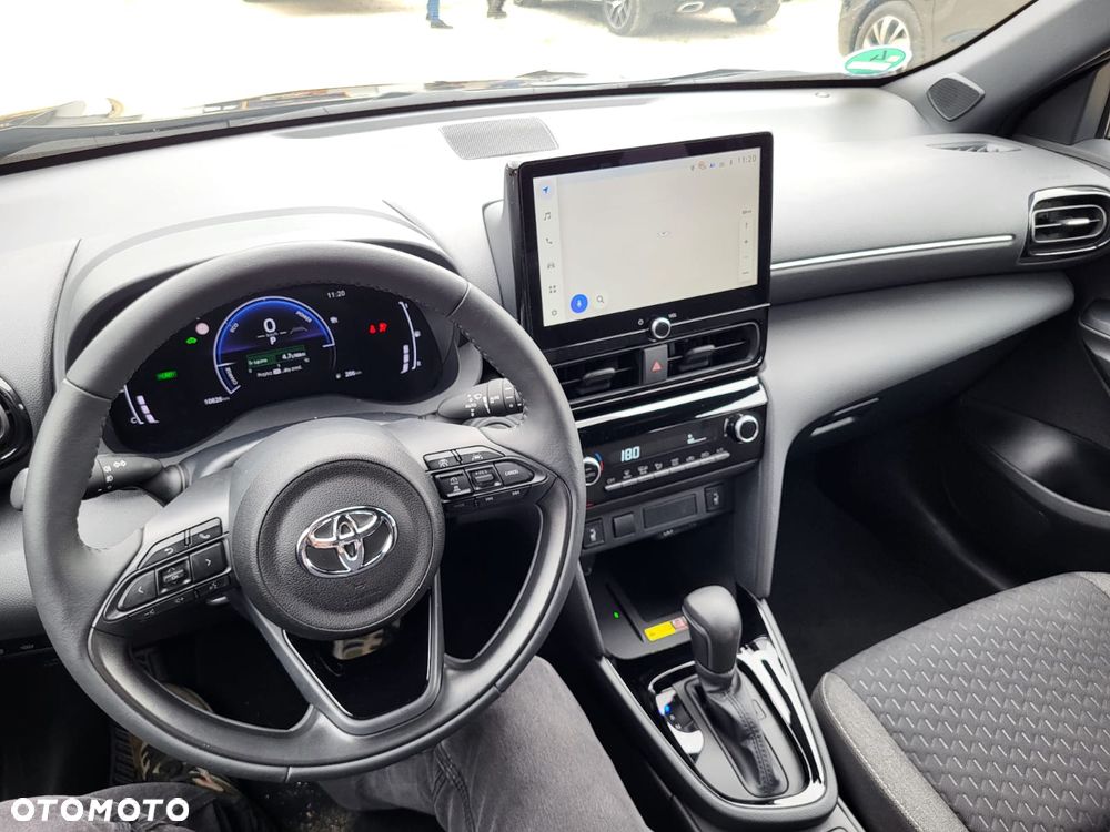 Toyota Yaris Cross - 26