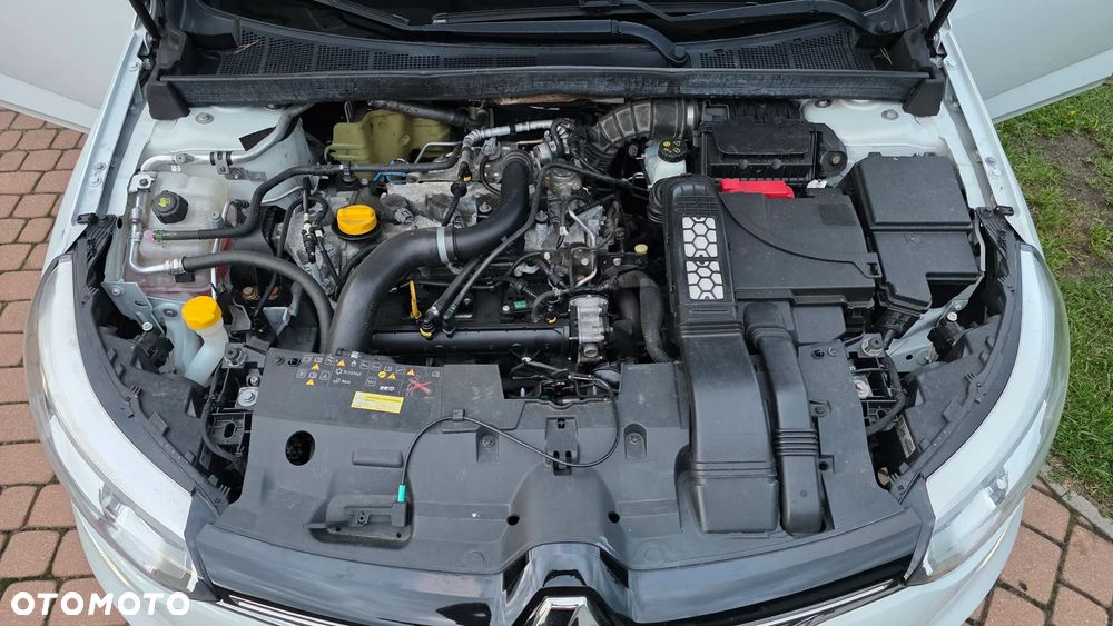 Renault Megane ENERGY TCe 100 PLAY - 26