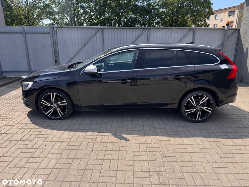 Volvo V60 D4 Geartronic RDesign - 2