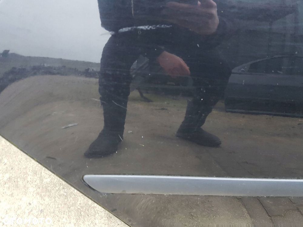 SKODA OCTAVIA 2 II LIFT 08-12r KOMBI DRZWI PRAWE TYŁ TYLNE LF9R - 4