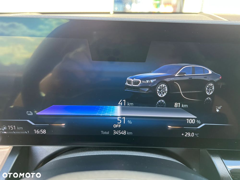 BMW Seria 5 530e PHEV - 26