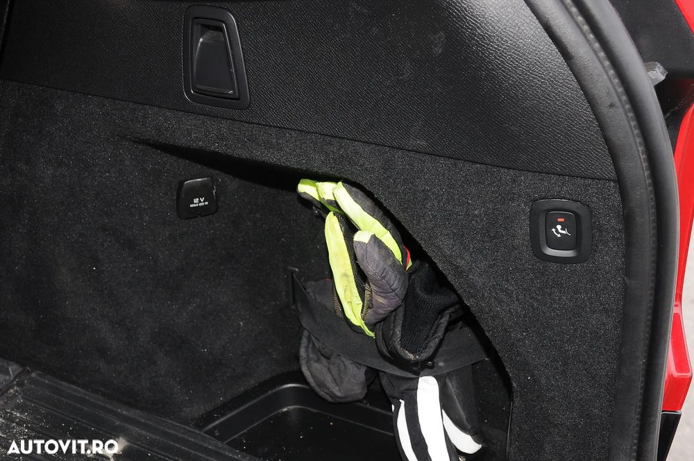 Volvo XC 90 D5 AWD Inscription - 35