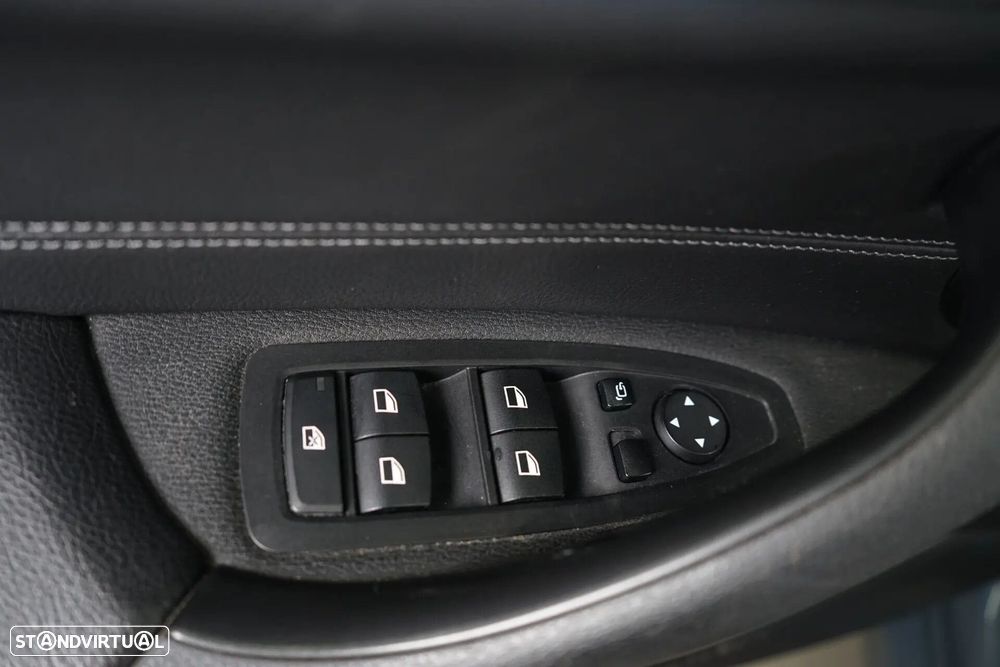 BMW X1 25 e xDrive - 24