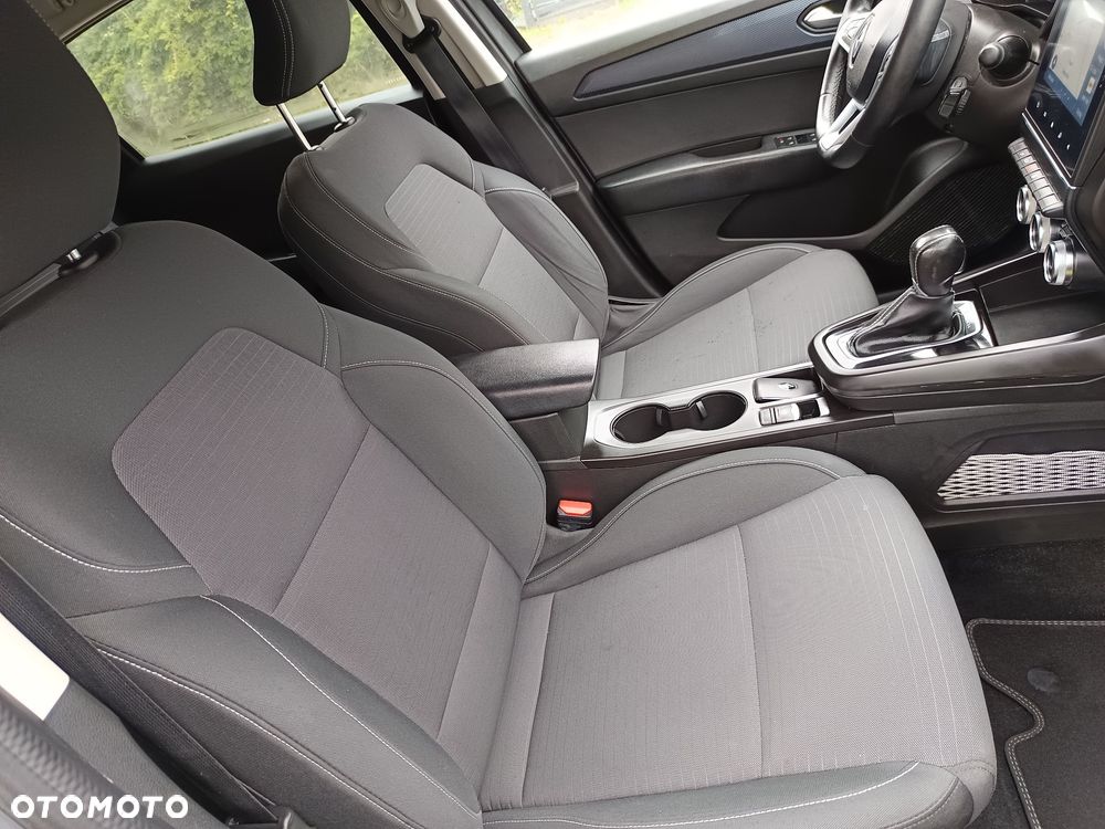 Renault Arkana E-TECH 145 INTENS - 13