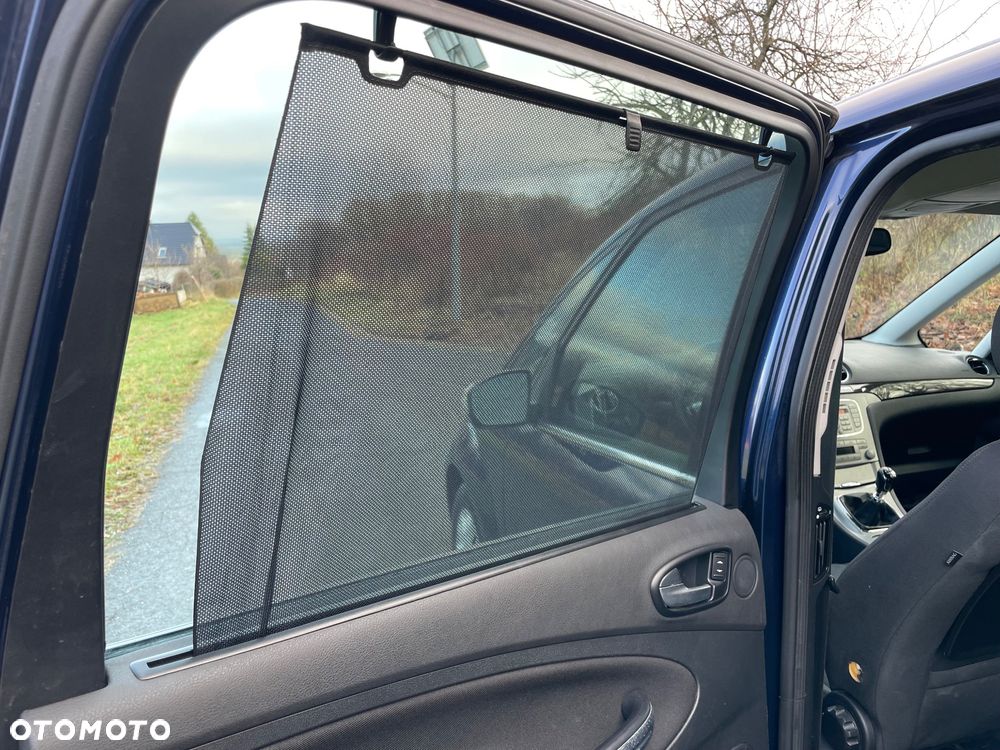 Ford Galaxy 2.0 TDCi DPF Ghia - 15