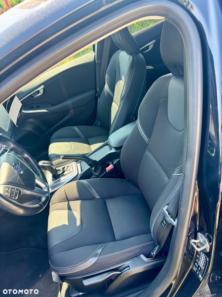 Volvo V40 D4 Drive-E Momentum - 21