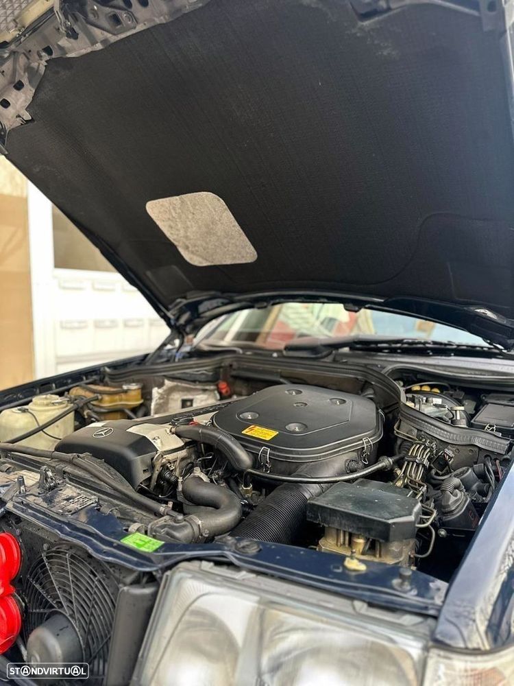 Mercedes-Benz 300 - 22