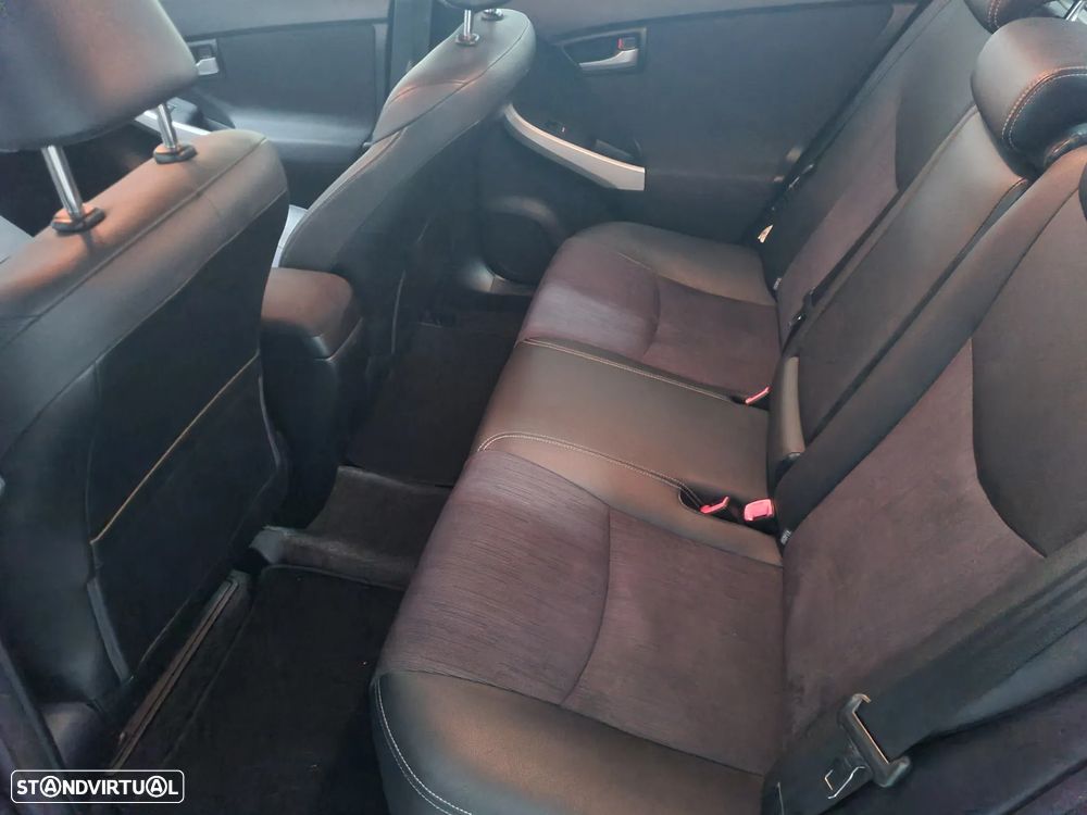 Toyota Prius 1.8 Plug-In - 7