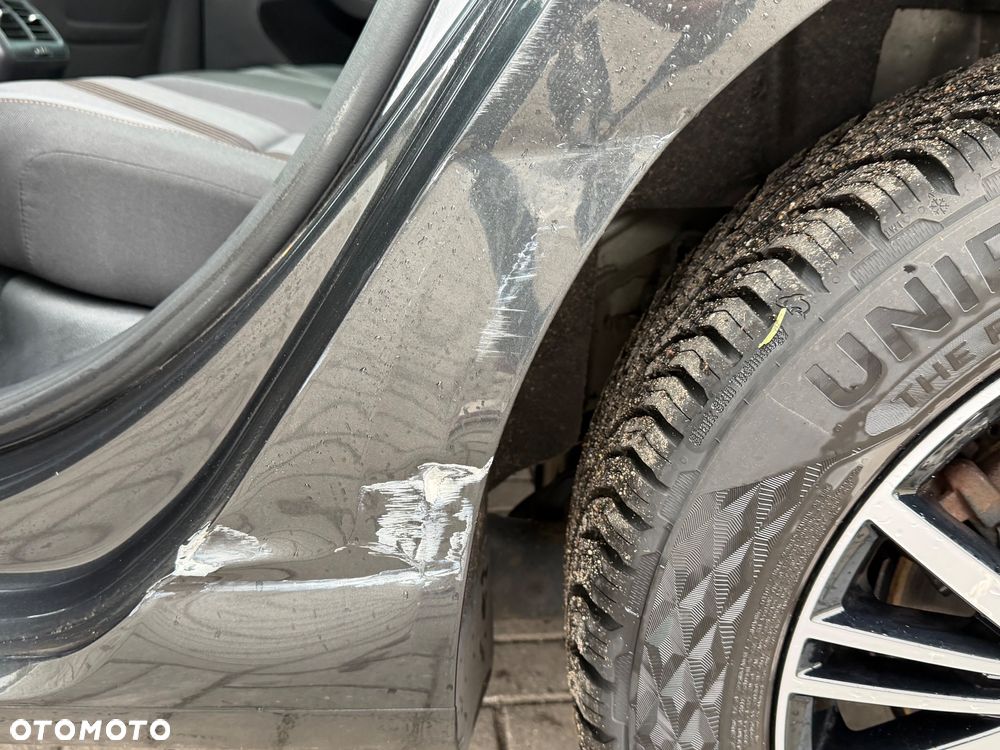 Volkswagen Golf - 10