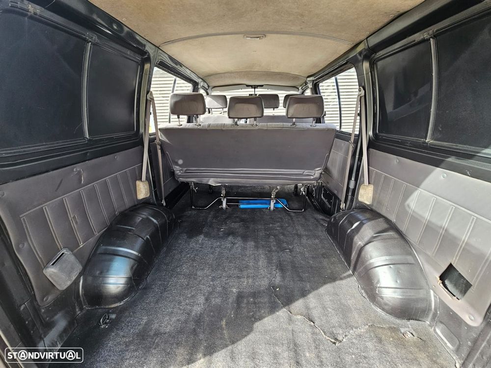 Toyota HiAce 2.4 D LXH12LG - 34