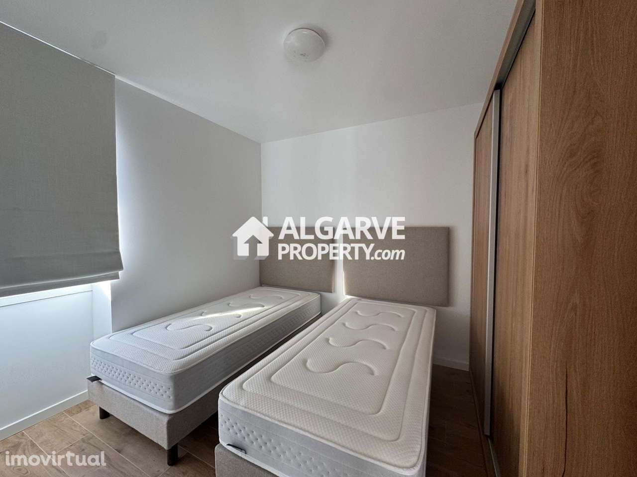 Moradia V6 (3xT2) perto da praia e da marina de Albufeira - Grande imagem: 4/23