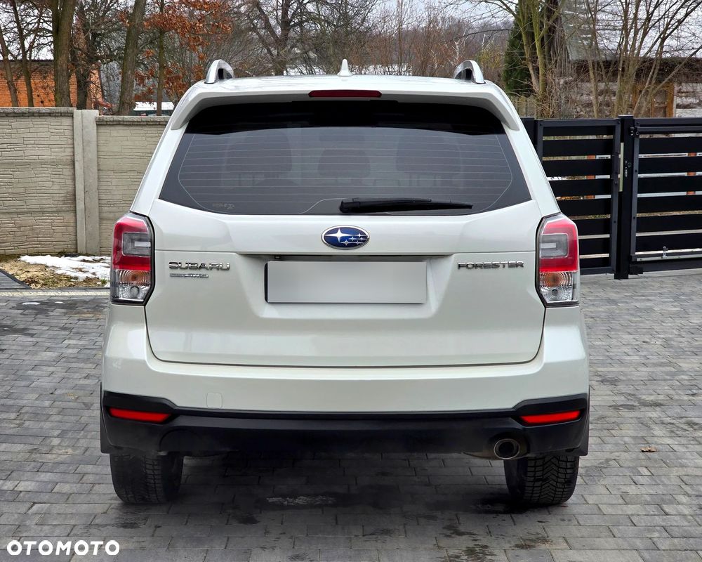 Subaru Forester 2.0i Exclusive Lineartronic EU6 - 9