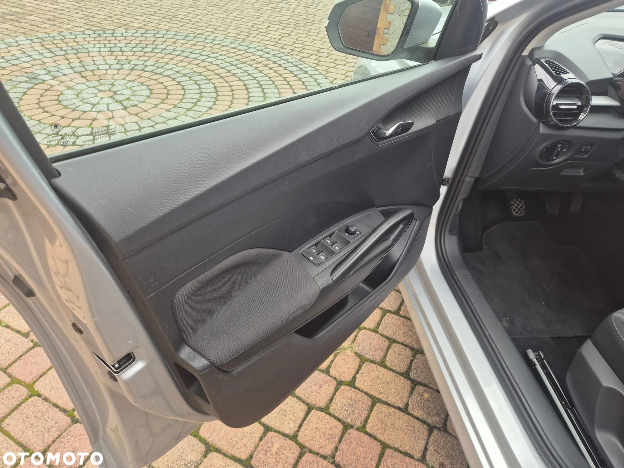Skoda Fabia 1.0 Ambition - 9