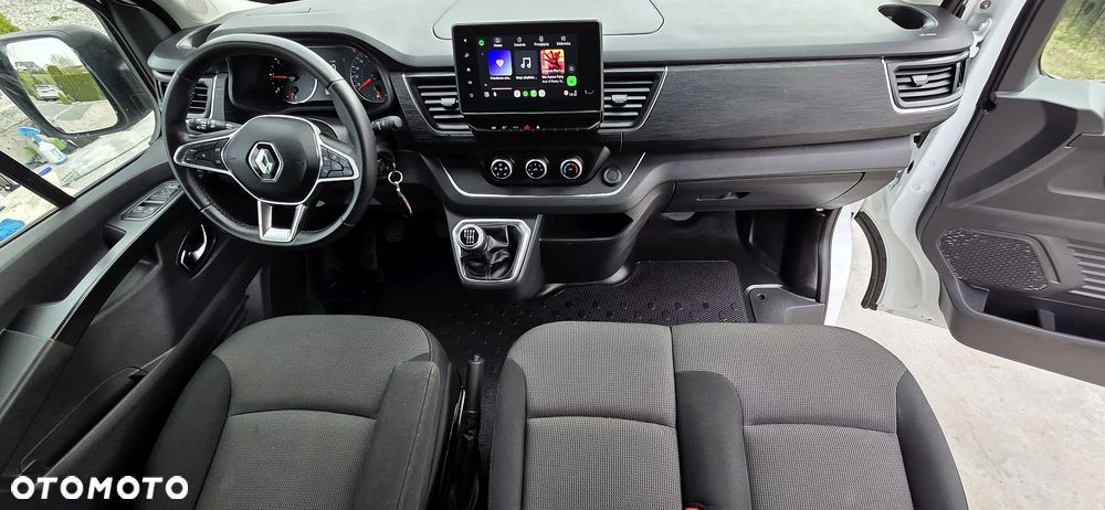 Renault Trafic Grand 2.0 dCi Escapade - 2