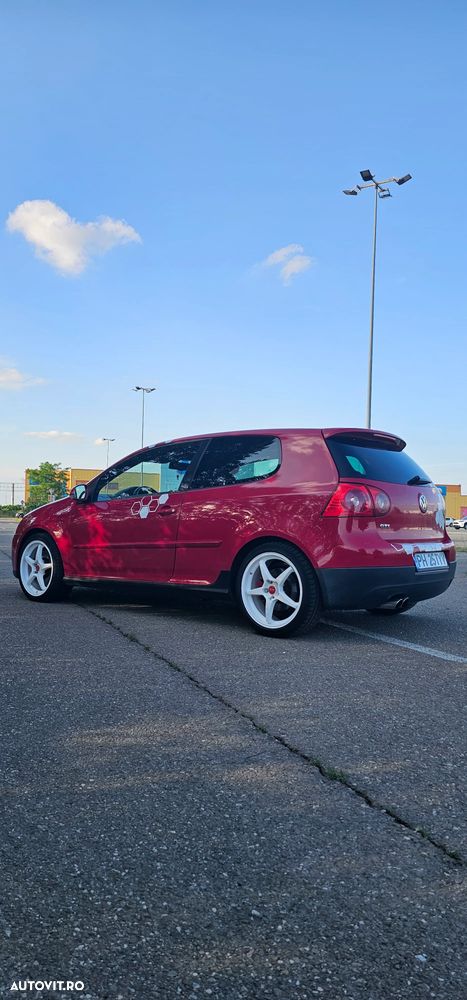 Volkswagen Golf 2.0 FSI GTI - 6