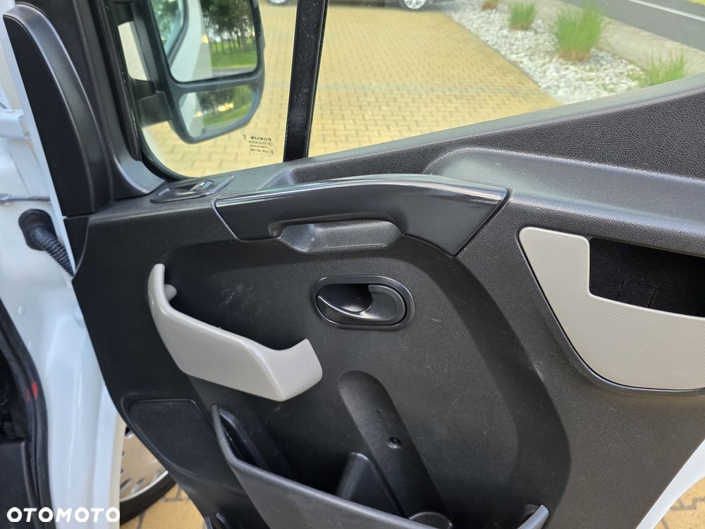 Renault Master - 17