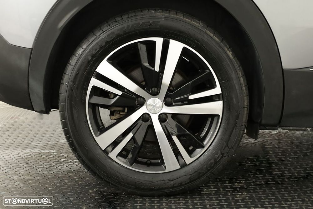 Peugeot 3008 1.5 BlueHDi Allure Pack EAT8 - 5