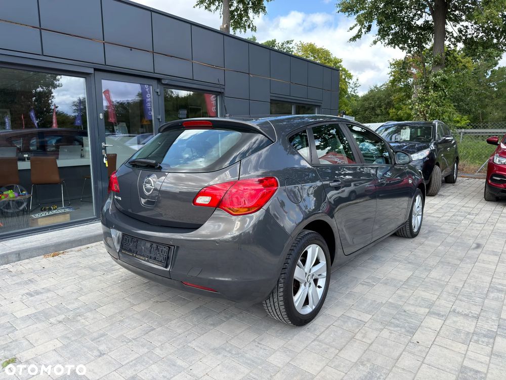 Opel Astra 1.4 Essentia - 6