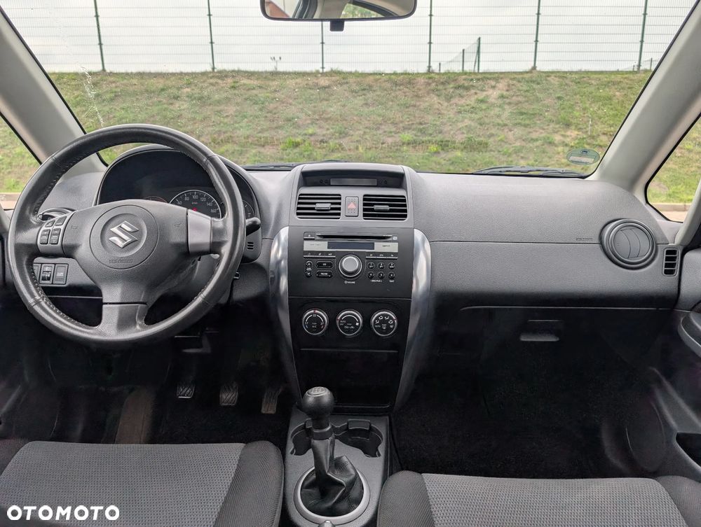 Suzuki SX4 1.6 GLX / Comfort - 13
