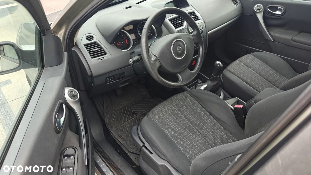 Renault Megane - 18