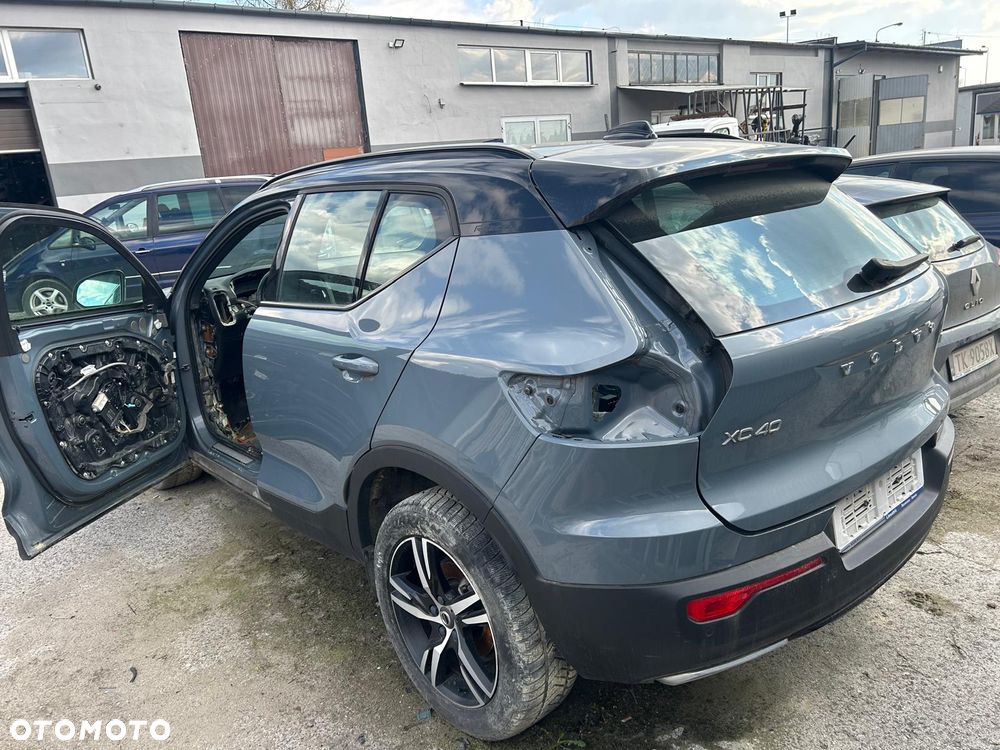Volvo XC 40 - 7