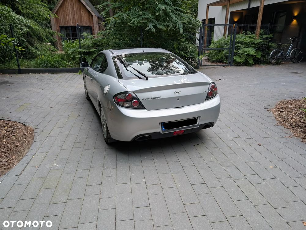 Hyundai Coupe - 3