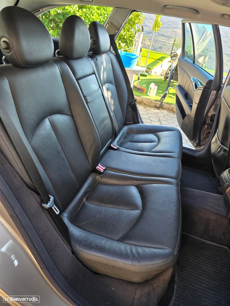 Mercedes-Benz E 220 - 14