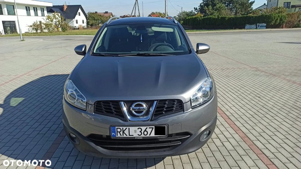 Nissan Qashqai+2
