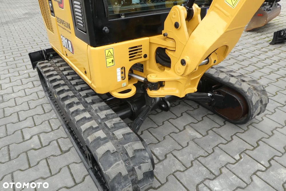 Caterpillar 301.8 -05 SPROWADZONA - 11