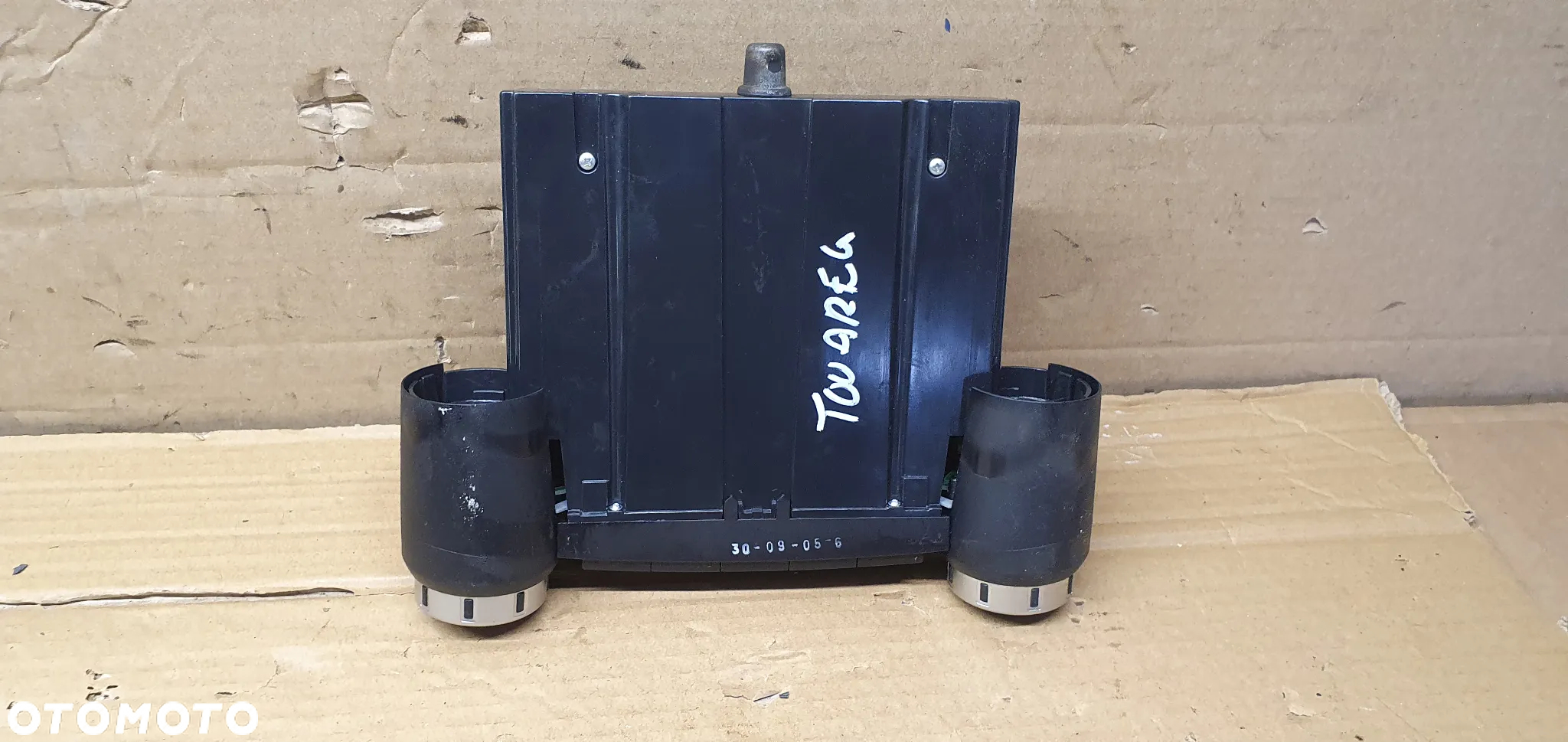 Panel nawiewu klimatyzacji klimy VW Touareg 7L6907040K - 4