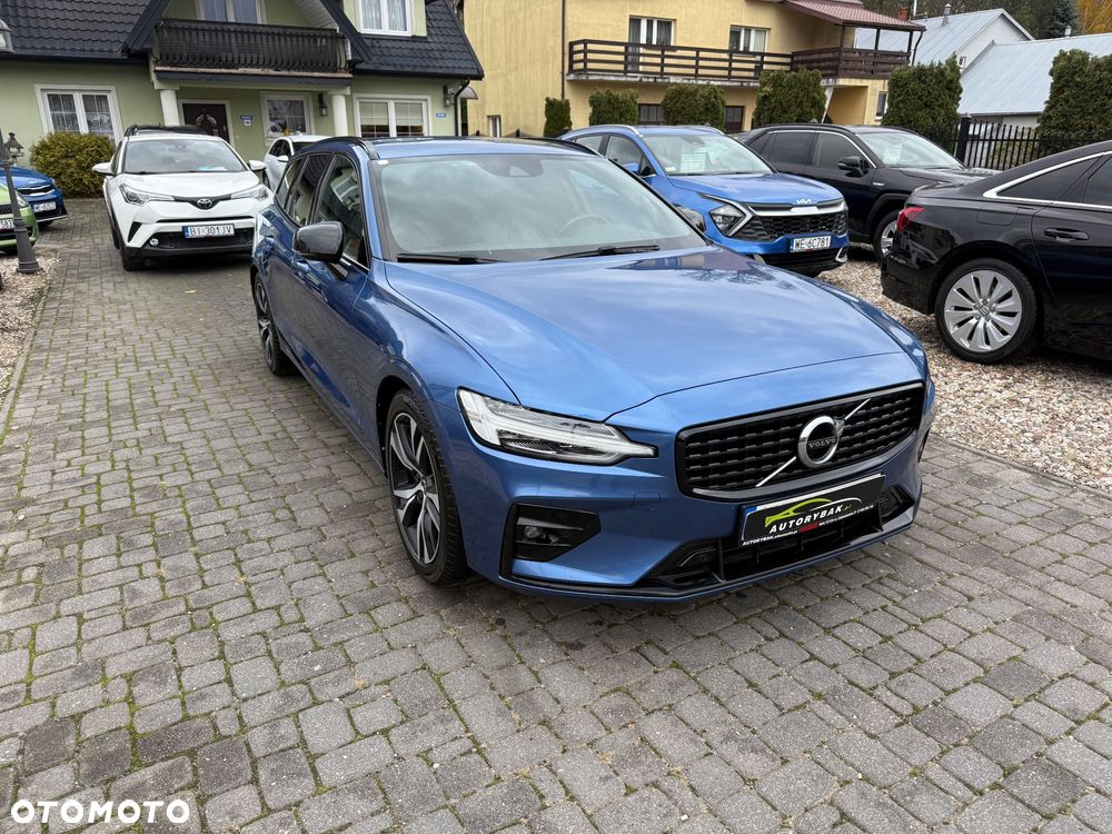 Volvo V60 B4 B R-Design - 28