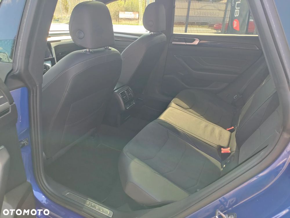 Volkswagen Arteon 2.0 TDI SCR R-Line DSG - 16