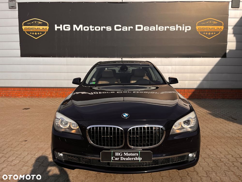 BMW Seria 7 750i xDrive - 21